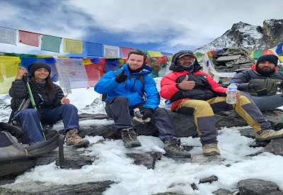 Tourist enjoying the Everest base camp trek.