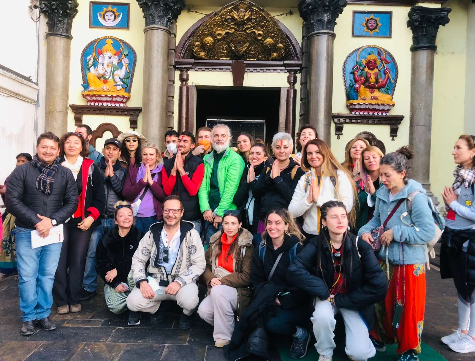 A group photo of tourist on Pashupati Nath Kathmandu