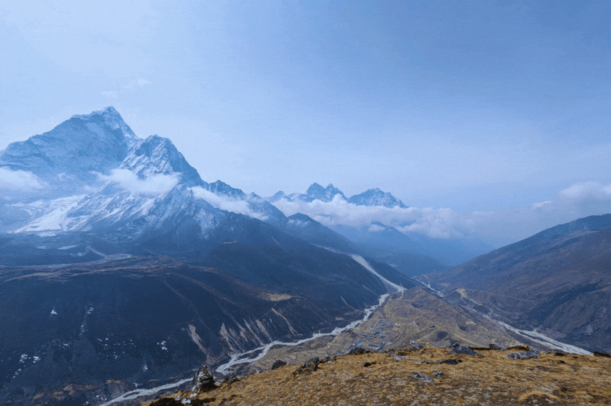 Scenic view of kalapatthar