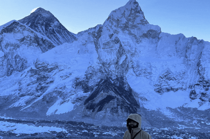 upclose view of everest
